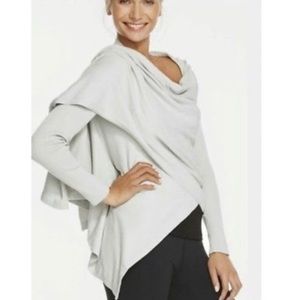 Fabletics  Savannah Asymmetric Shawl Wrap Scarf Wrap Size Small